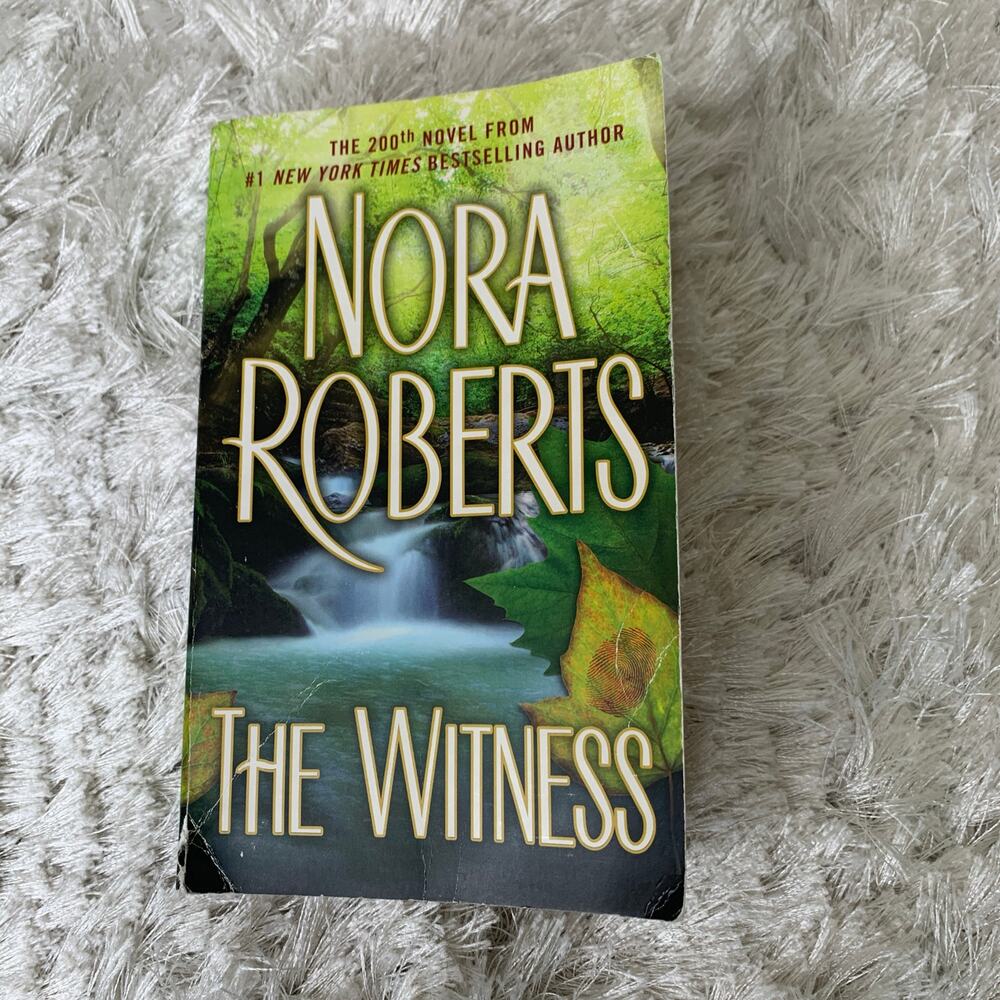 Nora Roberts The Witness Thriller Crime Paperback Book